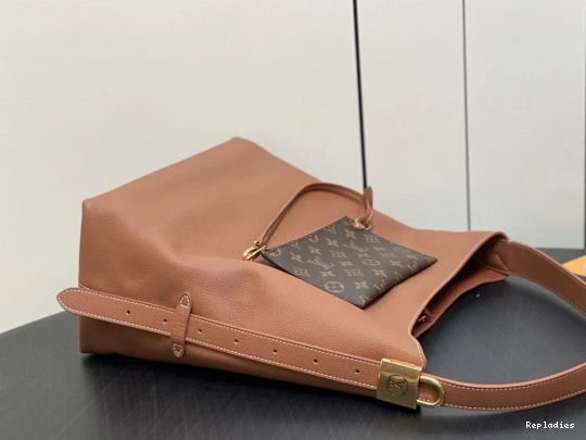 Cheap Hobo VUITTON Key Jh-31*35*18CM LOUIS Low 0818